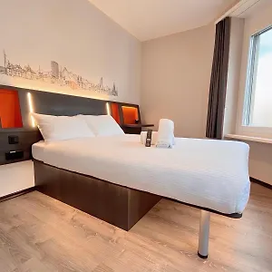 Easyhotel Main Station Zurich